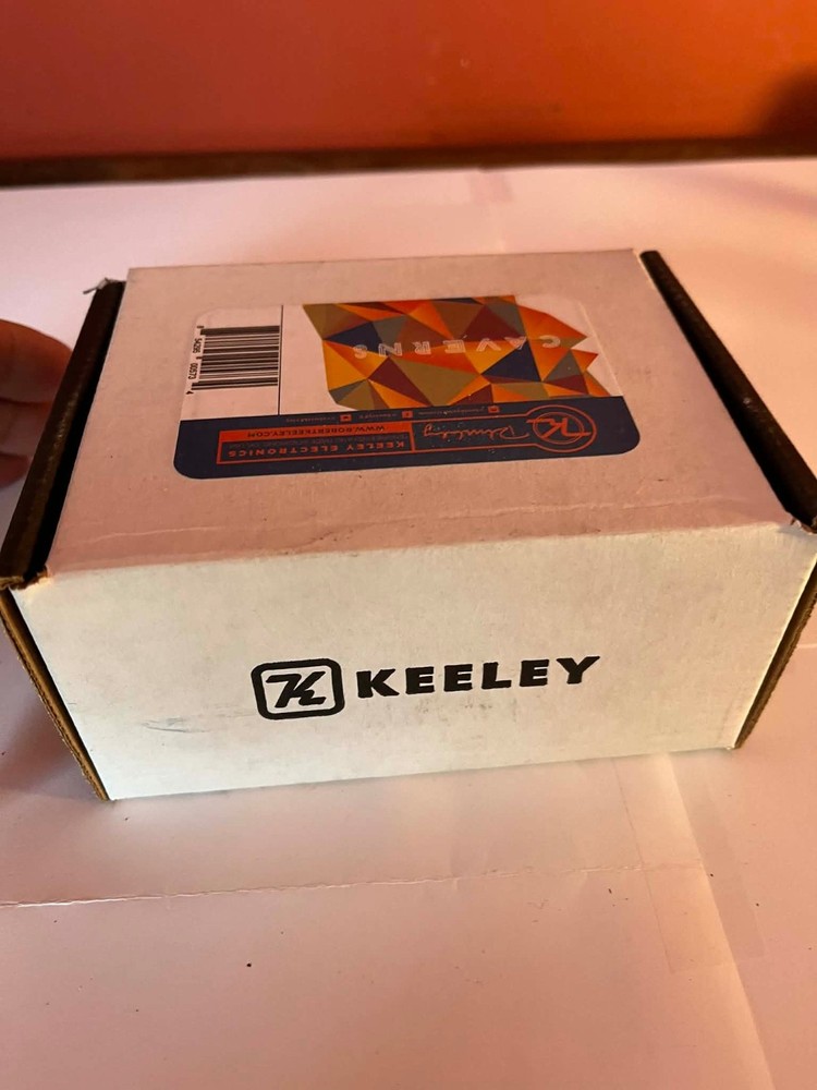 Keeley Caverns V2 Delay/Reverb Effects Pedal