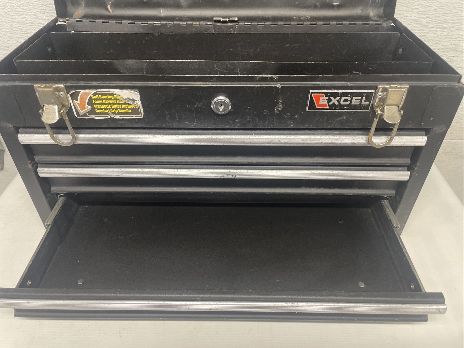 VINTAGE EXCEL 20" STEEL TOOL BOX w/TRAY 3 Drawer Structurally In Good Condition