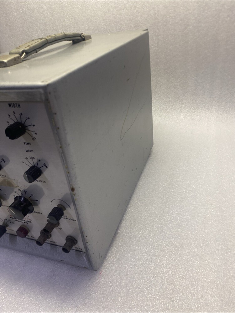 Vintage Rutherford Electronics B10 Pulse Generator Powers On