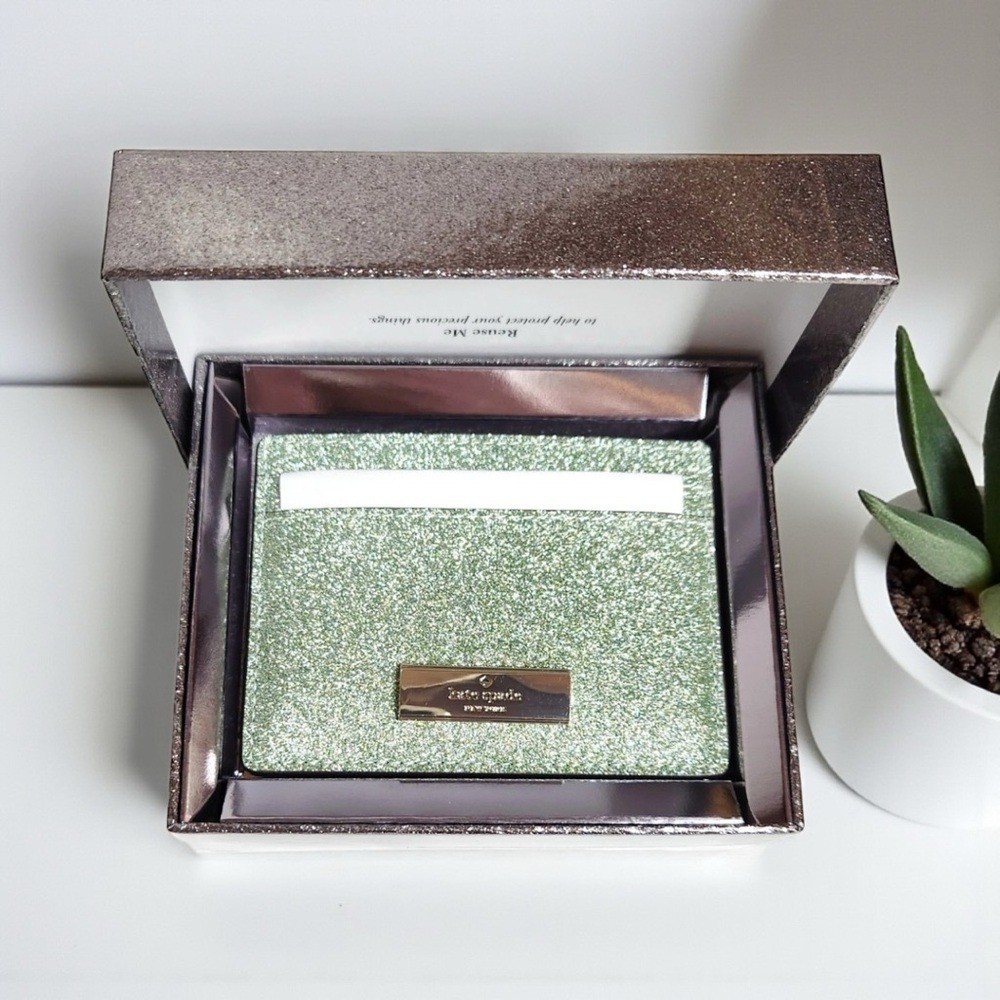 Kate Spade Kenzie Glitter Mixed MaterialsBoxed Small Slim Card Holder NWT NIB