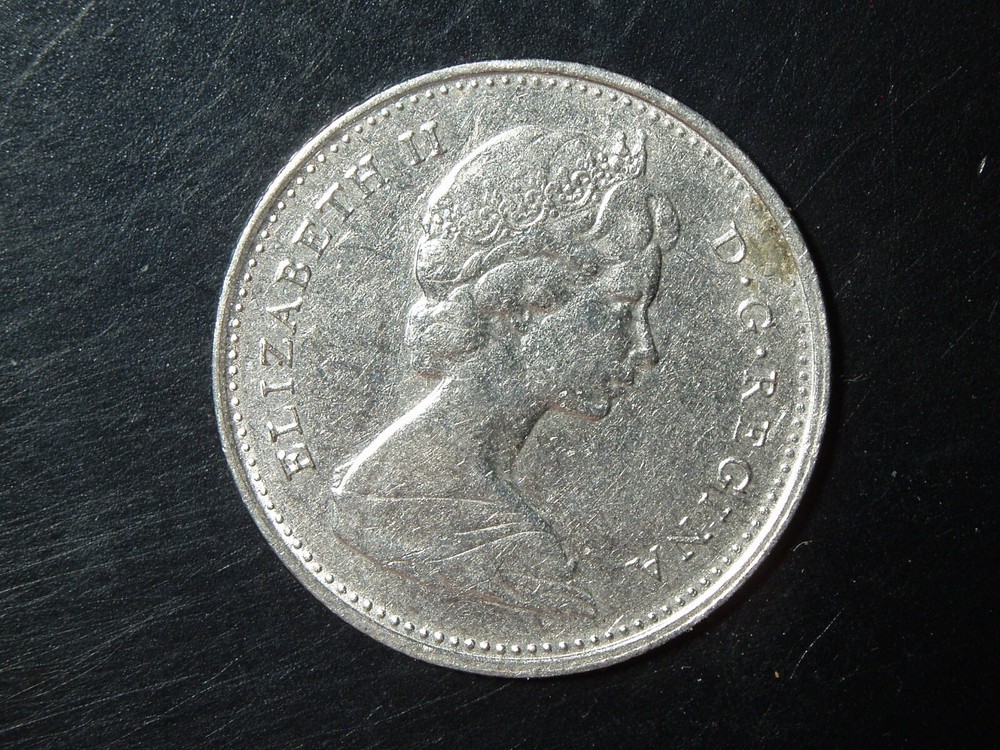 CANADA 1973 10 CENTS COIN #3