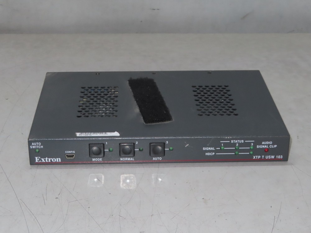 Extron XTP T USW 103 Three Input XTP Switcher Integrated Transmitter