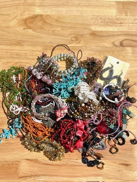 2 Lb LOT CRAFT BROKEN Bead Jewelry Wearable Worn Mixed Metals Tangled Repurpose