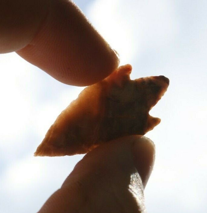 SAHARA NEOLITHIC SEMI-TRANSLUCENT MULTI-COLORED AGATE POINT