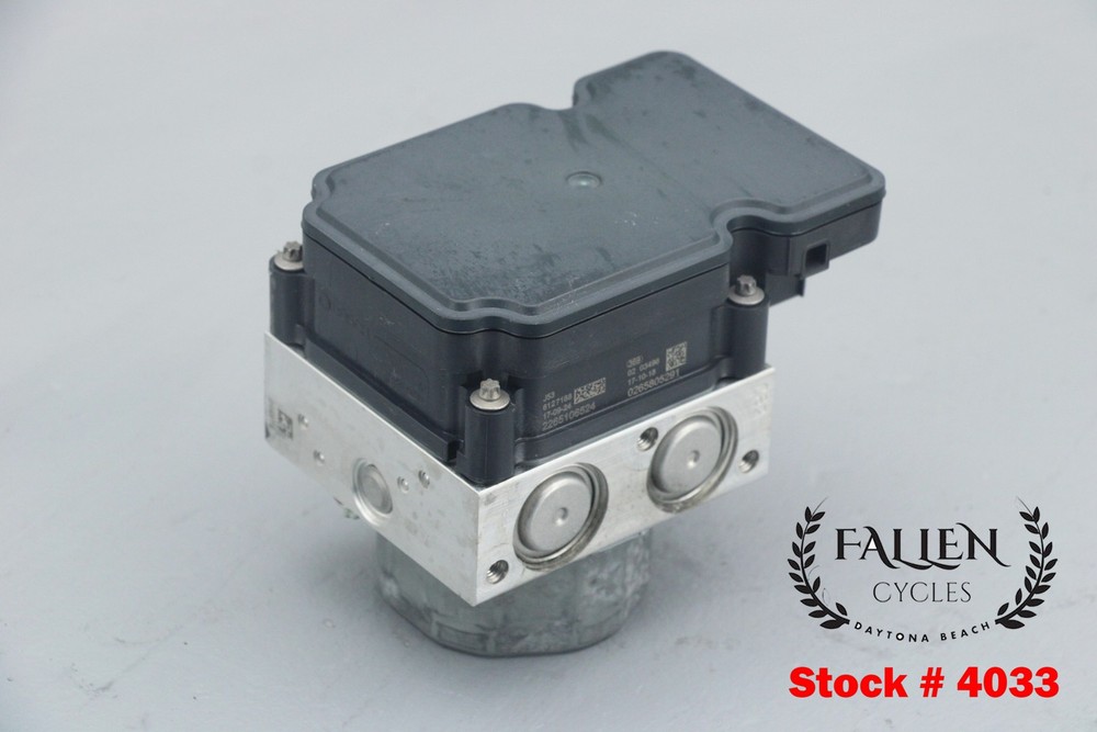 2018 Honda Goldwing GL1800B ABS Pump Module Controller Unit VIDEO #4033