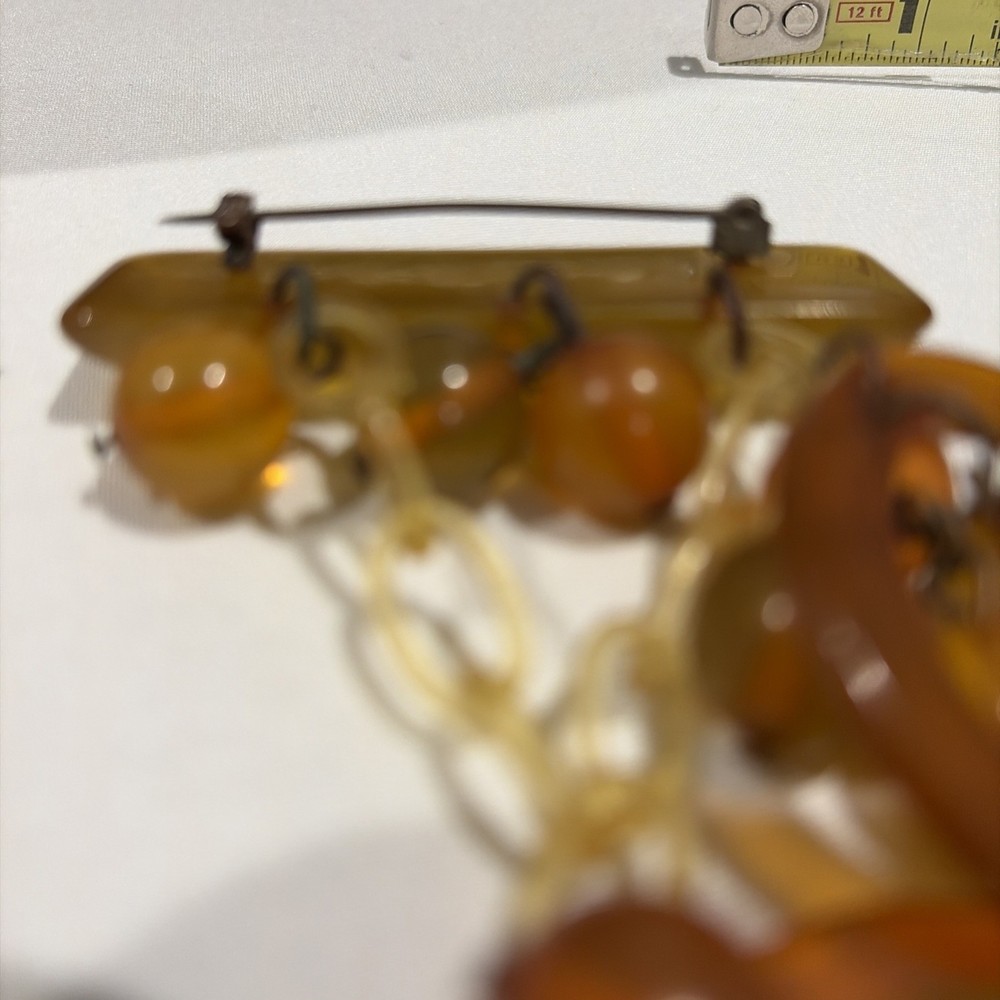 Vintage Bakelite Brooch Pin