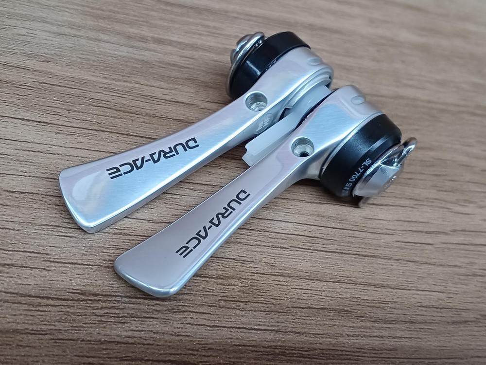 SL-7700 double leer