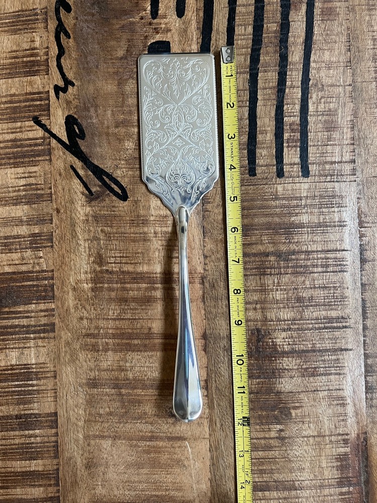 Vintage Kings Pattern Silverplate Pie Cake Lasagna Server 12" Made in Italy
