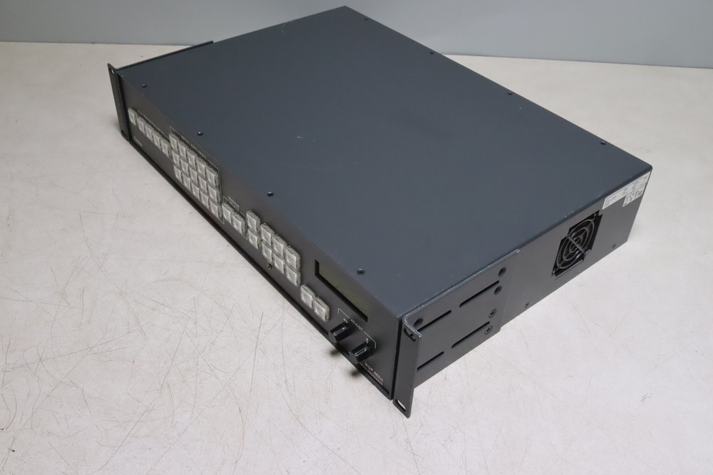 Extron MGP 462xi, Rack Mount Multi-Graphic Processor, Good Condition