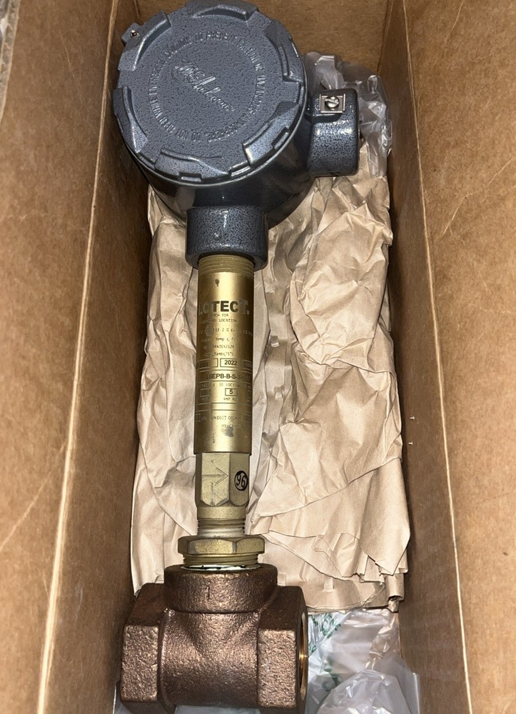 Dwyer L6EPB-B-S-3-H-CSA Flotect Level Switch Brass Explosion Proof NEW