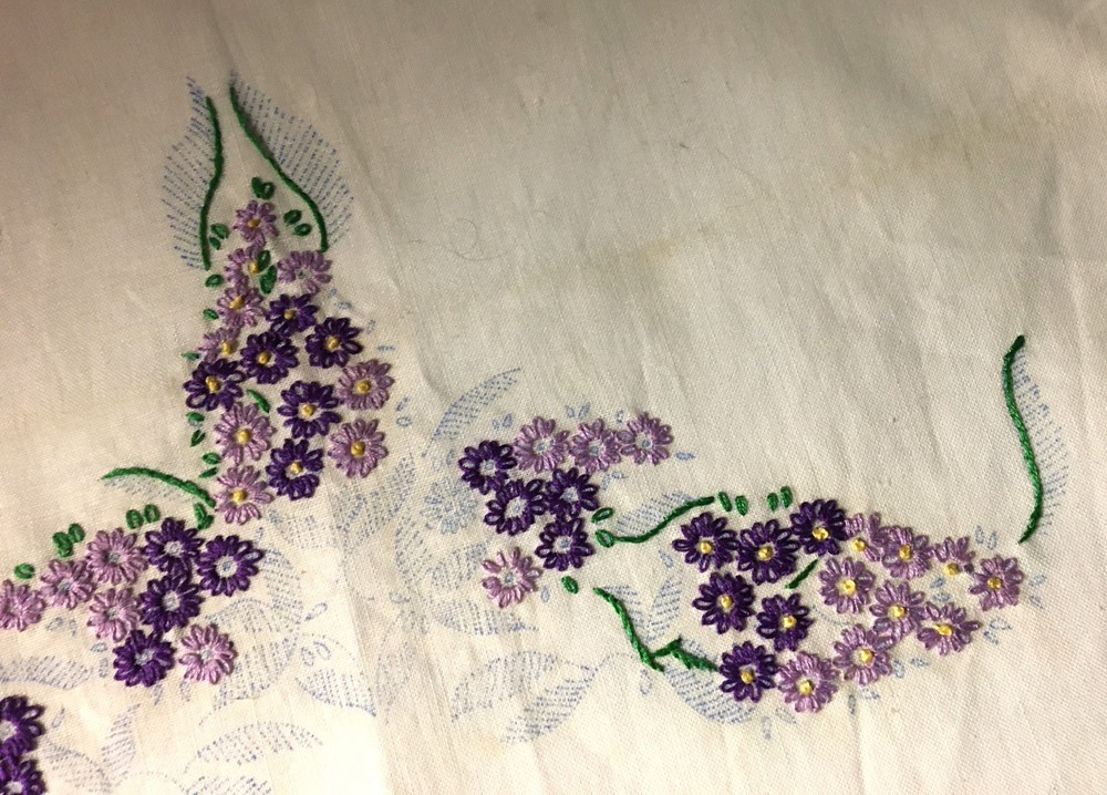 2 Unfinished Embroidery Projects Needlepoint Table Runner And Sampler Vintage