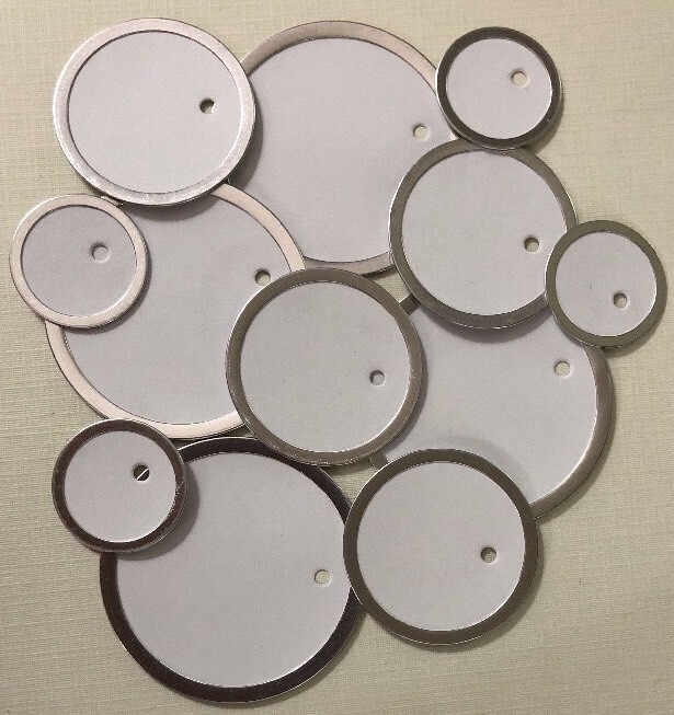WHITE/SILVER CARDSTOCK/METAL CIRCLE TAGS(12pc)3 Sizes •Journaling•Labels •String