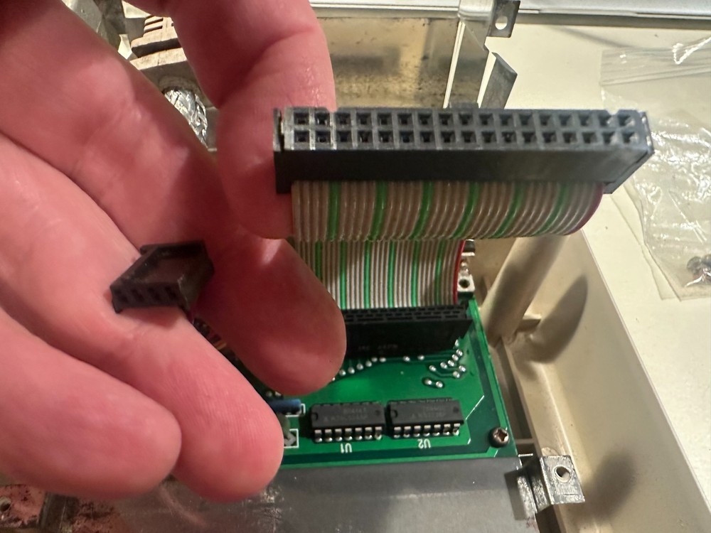 Commodore Amiga 1010 External Floppy Drive Enclosure CASING ONLY READ