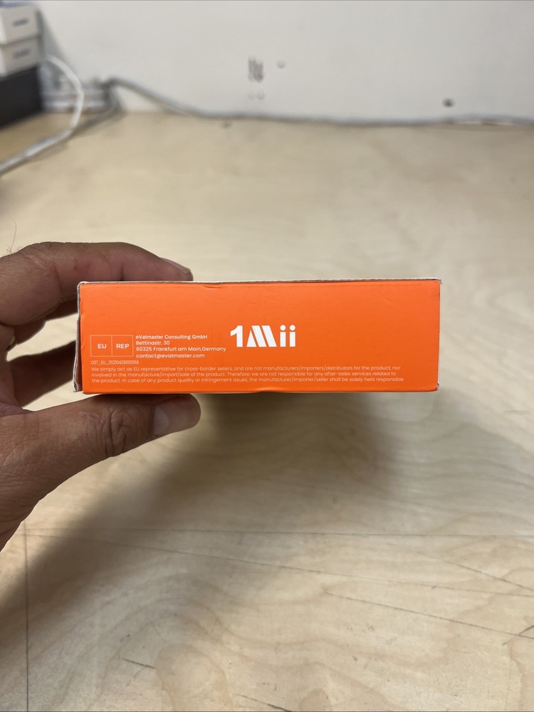 1Mii B06TX Bluetooth 5.2 Long Range Audio Transmitter New Open Box