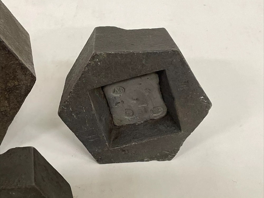 Antique KILOGRAM IRON RING WEIGHTS 6 Hexagonal For Scale