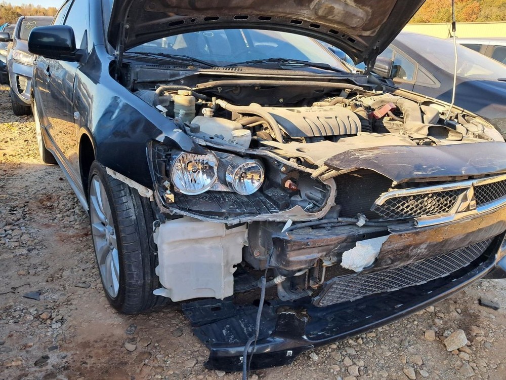 LANCERMIT 2010 Glove Box 4858262