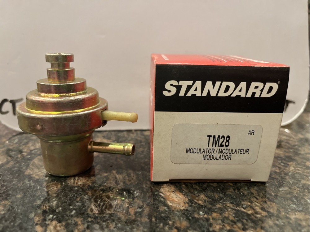 New OEM Motorcraft TM-28 ( TM28 ) Automatic Transmission Vacuum Modulator