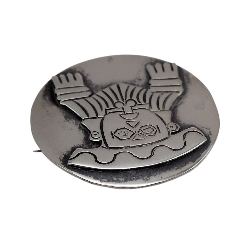 Vintage Taxco 980 Sterling Silver Mexico Round Etched Figure Brooch 1.6in 17.60g