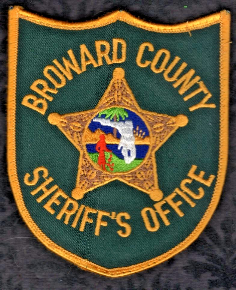 Broward County Florida  Sheriff Shoulder Patch -- USED = (B-4 )