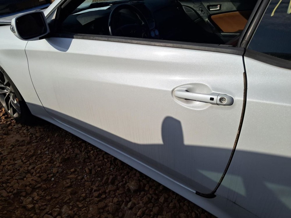 Console Front Floor Coupe Fits 13-16 GENESIS 4775671