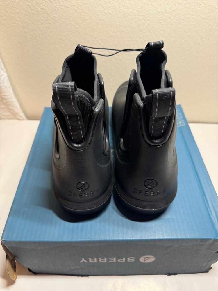 sperry float rain boot Men’s Size 10 Brand New