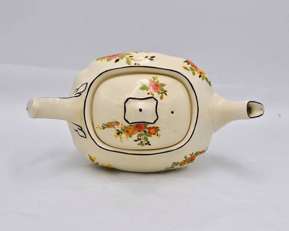 Royal Doulton Rosslyn Tea Pot Pattern D5399