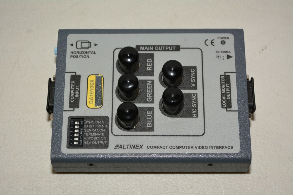 Altinex Compact Computer Video Interface DA1910SX