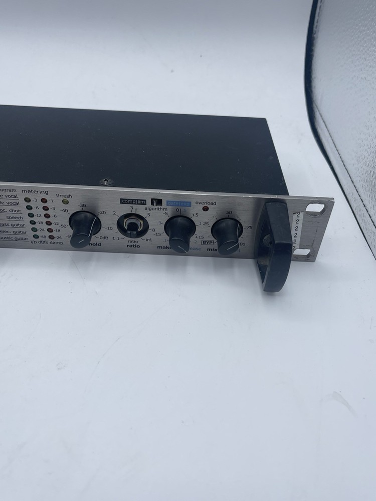 T.C. Electronic C300 Dual Stereo Gate Compressor (Untested) As Is