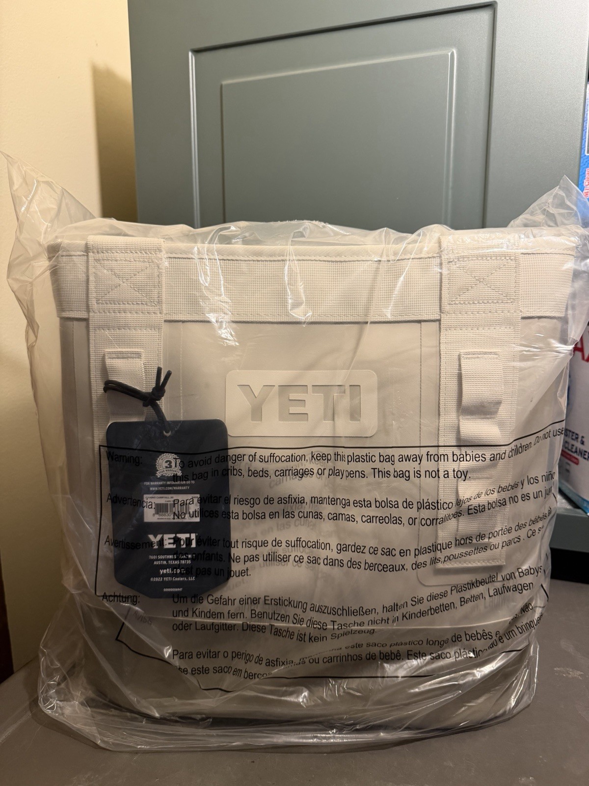 YETI Camino 20 Cape Taupe Carryall Tote Waterproof Bag Limited Edition NWTs 🔥