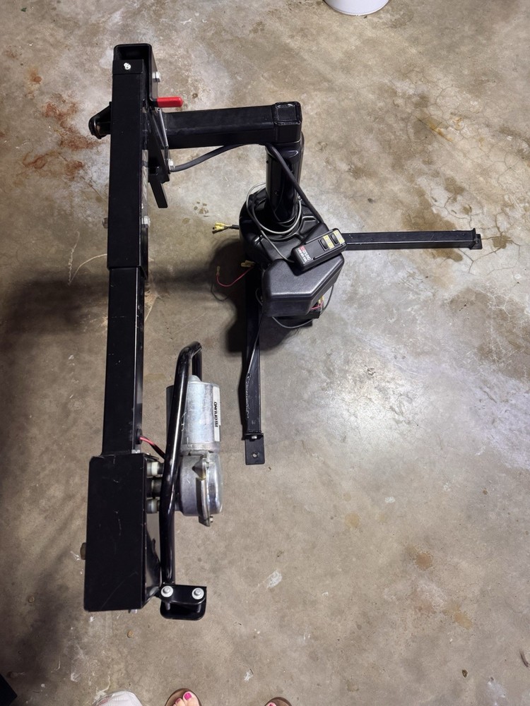 Bruno Curbside VSL 600 Series