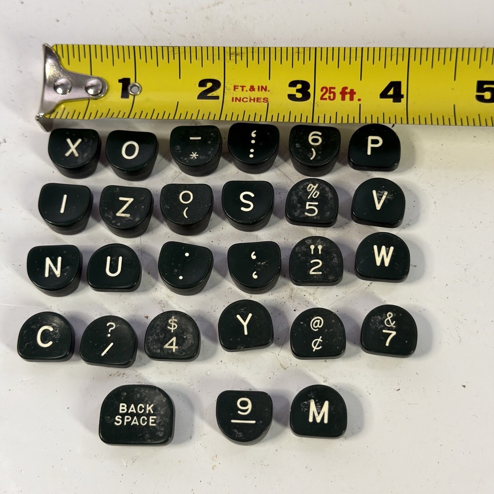 1950's Royal Typewriter green plastic key - One Replacement Typewriter Key