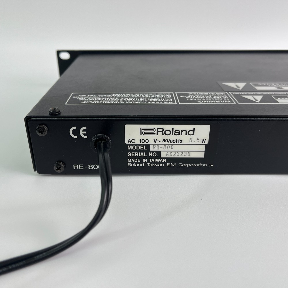 Roland RE-800 Digital Echo Rack Mount Effecter - Tested & working Pre-Owned