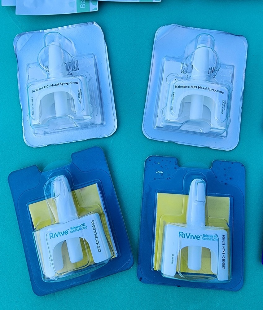 O.D. Bag/Case With Nasal Spray & Test Strips