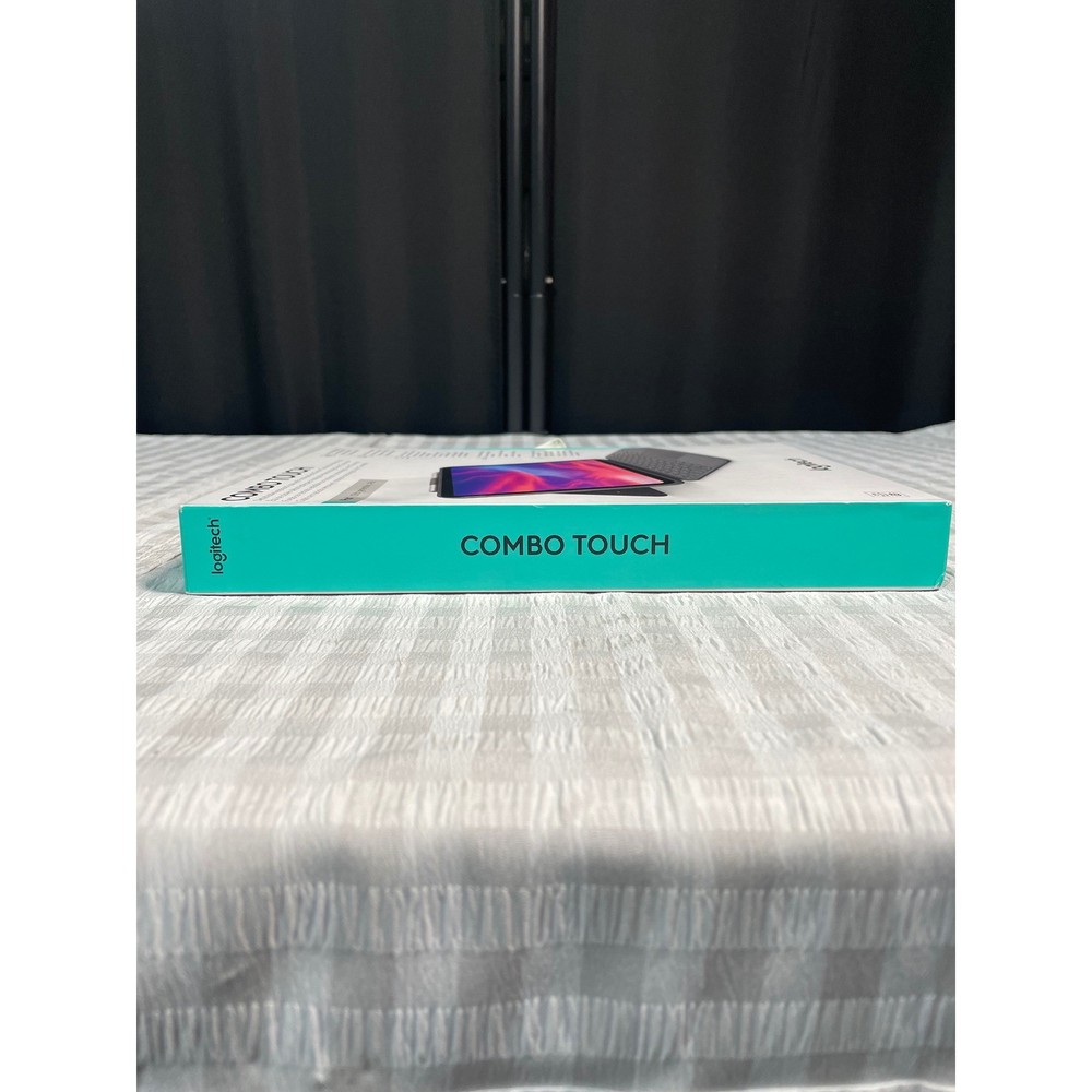 Logitech Combo Touch iPad 10th Gen Keyboard Case Trackpad Backlit Gray A16