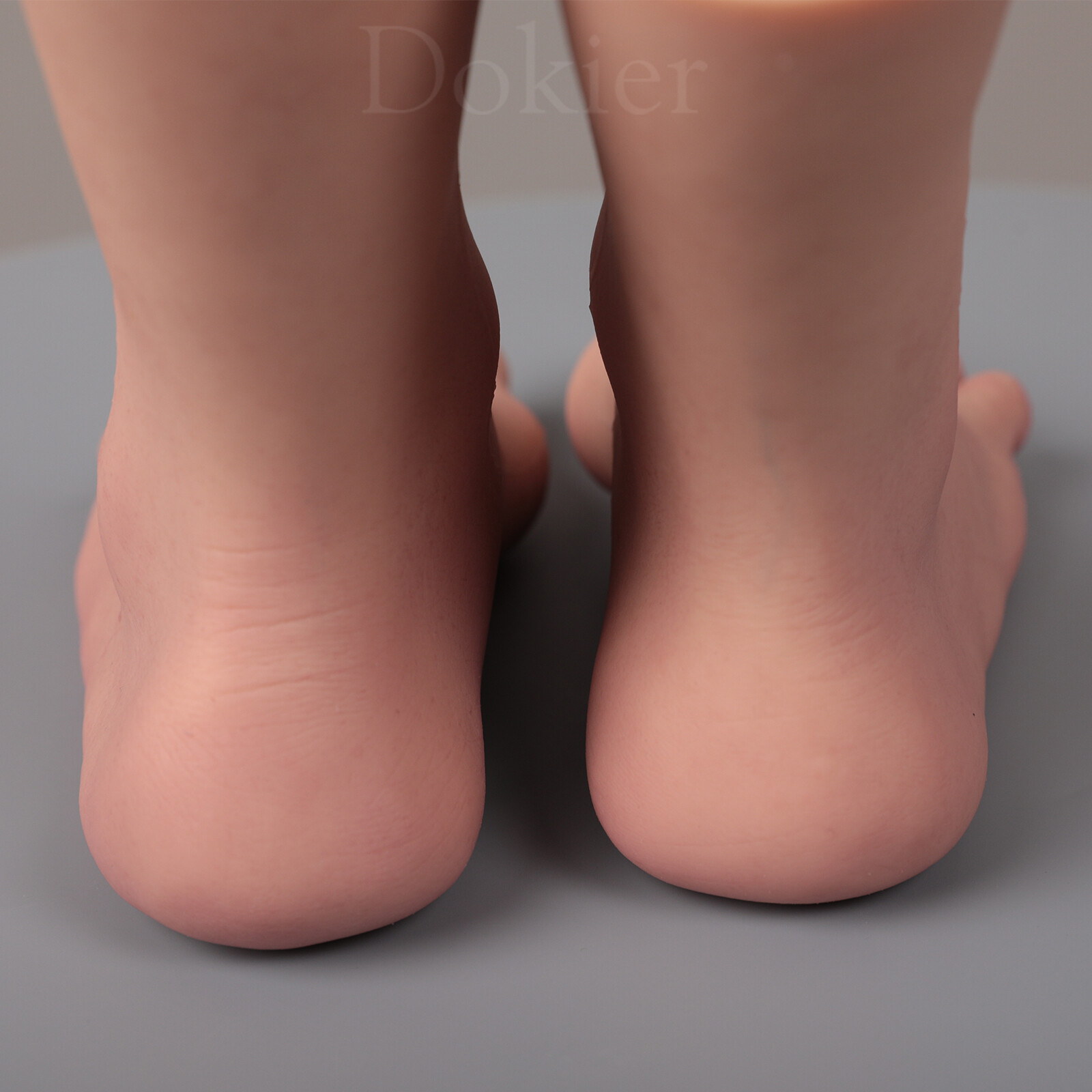 Realistic Silicone Female Foot Model Lifesize Mannequin Display Fake Feet Model