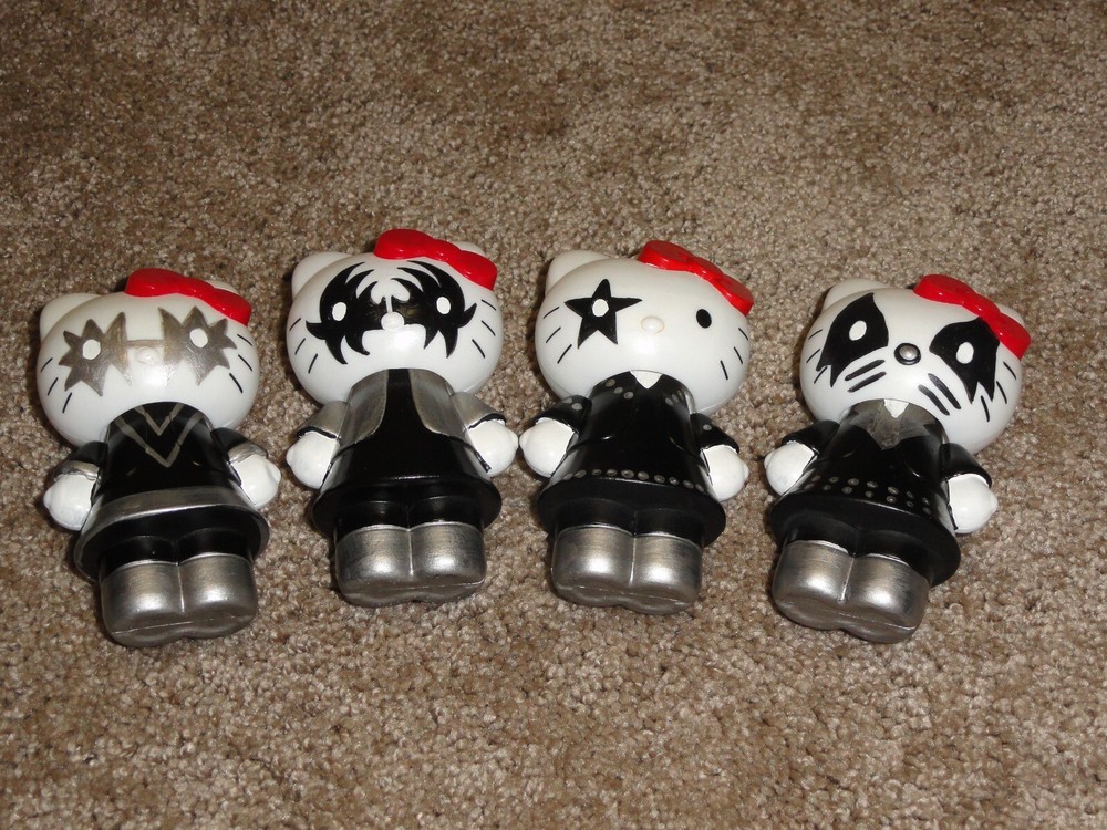 KISS HELLO KITTY Set Plastic Dated 1976 SANIRO in EX Condition
