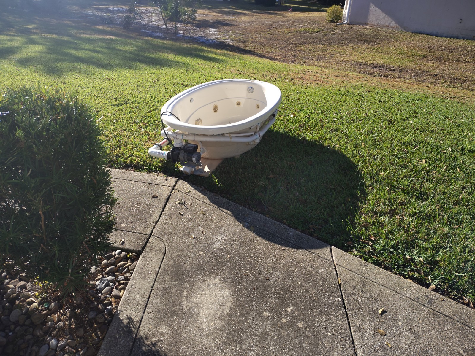 Jacuzzi Oval Jetted-Whirlpool Acrylic Bathtub White 72x42 in Bathroom