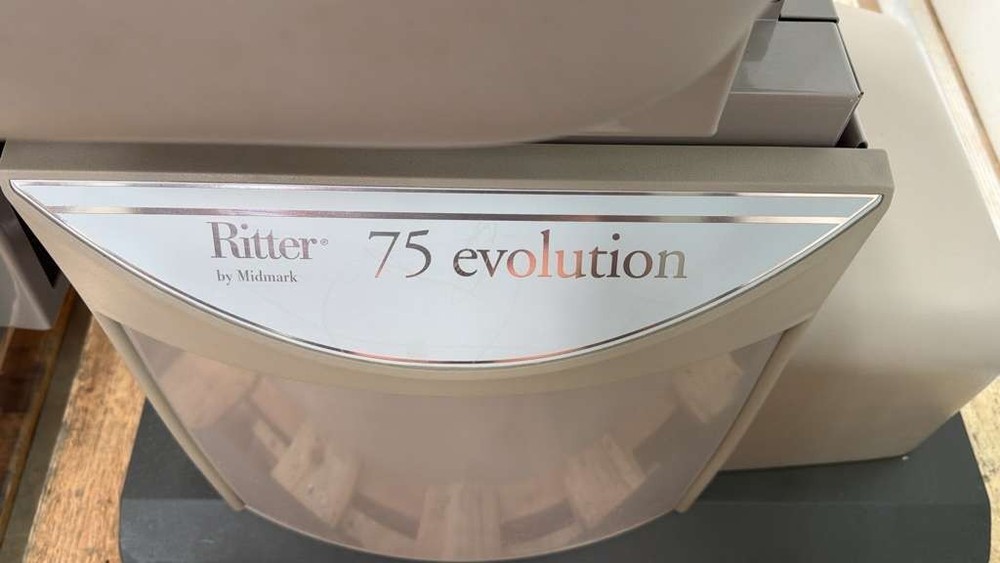 Midmark Ritter 75 Evolution Procedure Examination with Table Footswitch