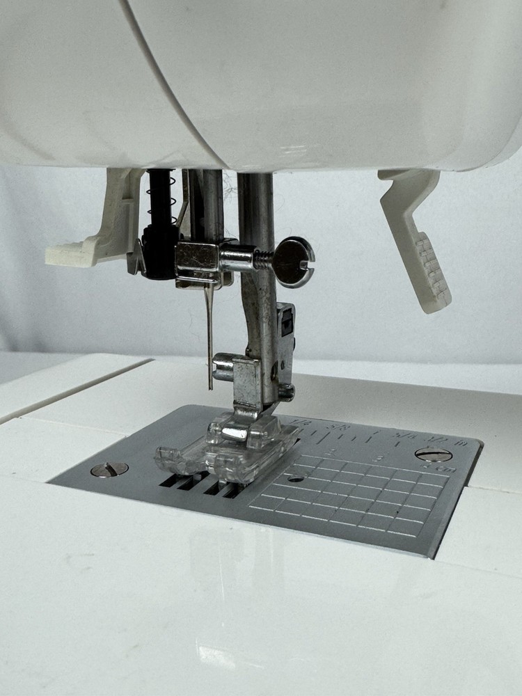 Spiegel 60609 - 350 Stitch Computerized Sewing Machine UNTESTED AS-IS