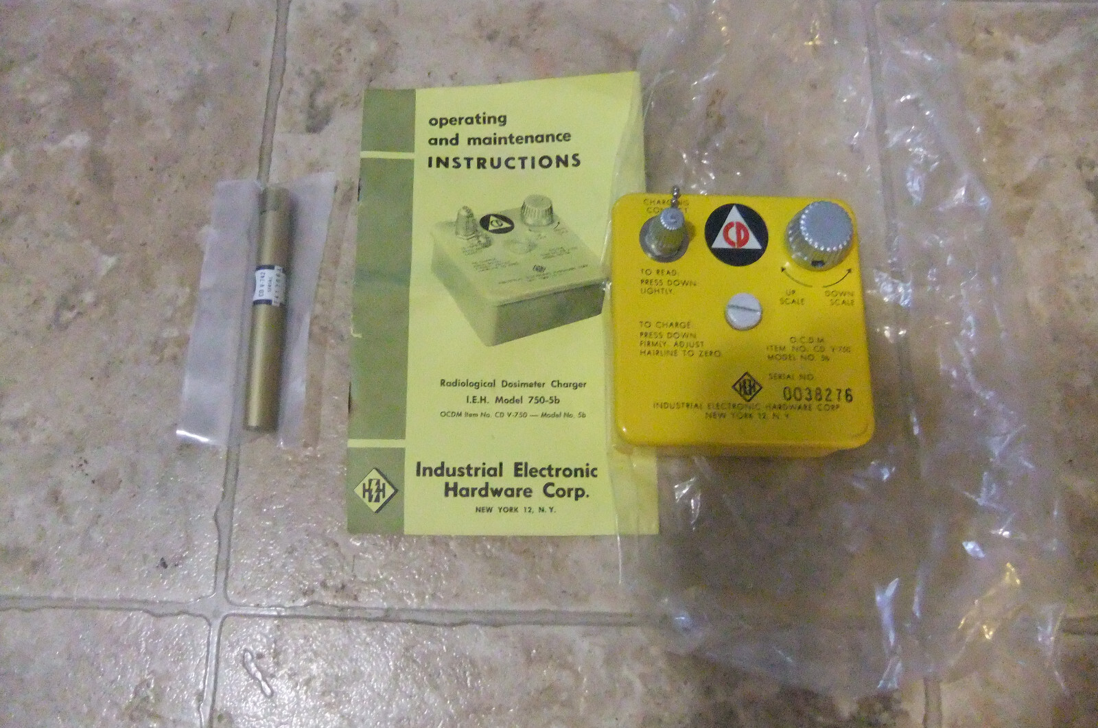 CDV-750 Civil Defence Surplus High Range Dosimeter w/ Extras!!