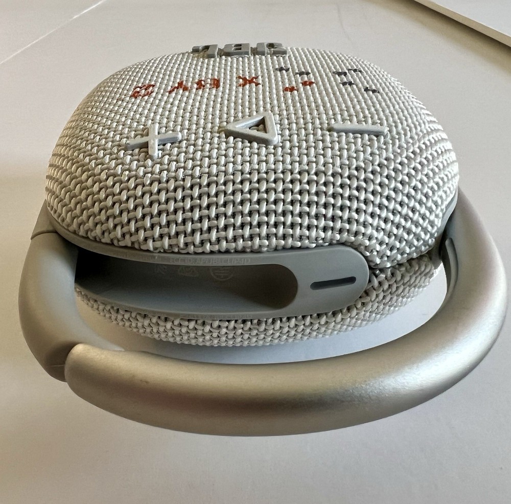 JBL Clip 4 Bluetooth Speaker Gray TESTED Works w/ Cable
