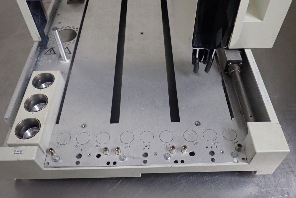 Agilent Technologies 7697A Tray