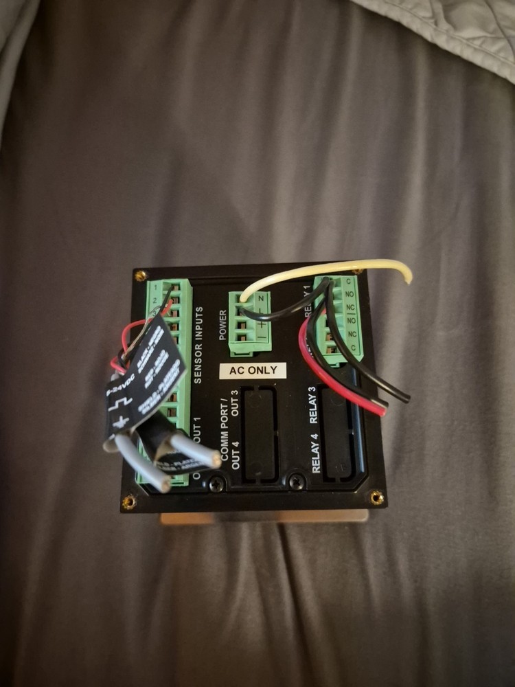 GF Signet Multi-Parameter Controller I/O Module 3-8900.401-X