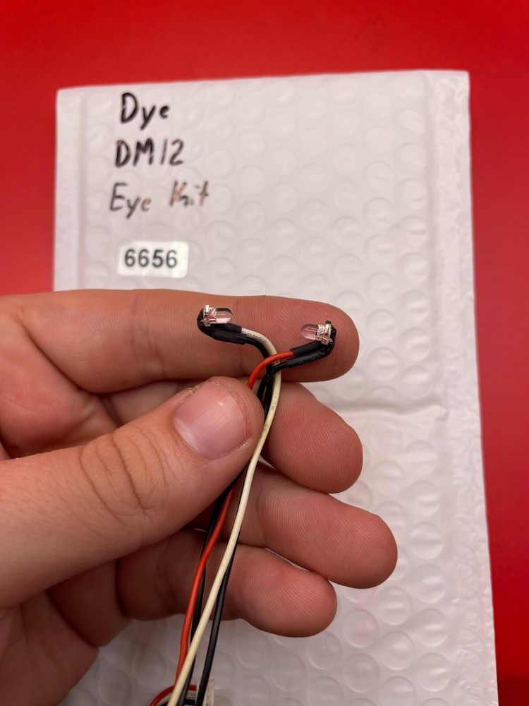 Dye DM12 Eye Kit