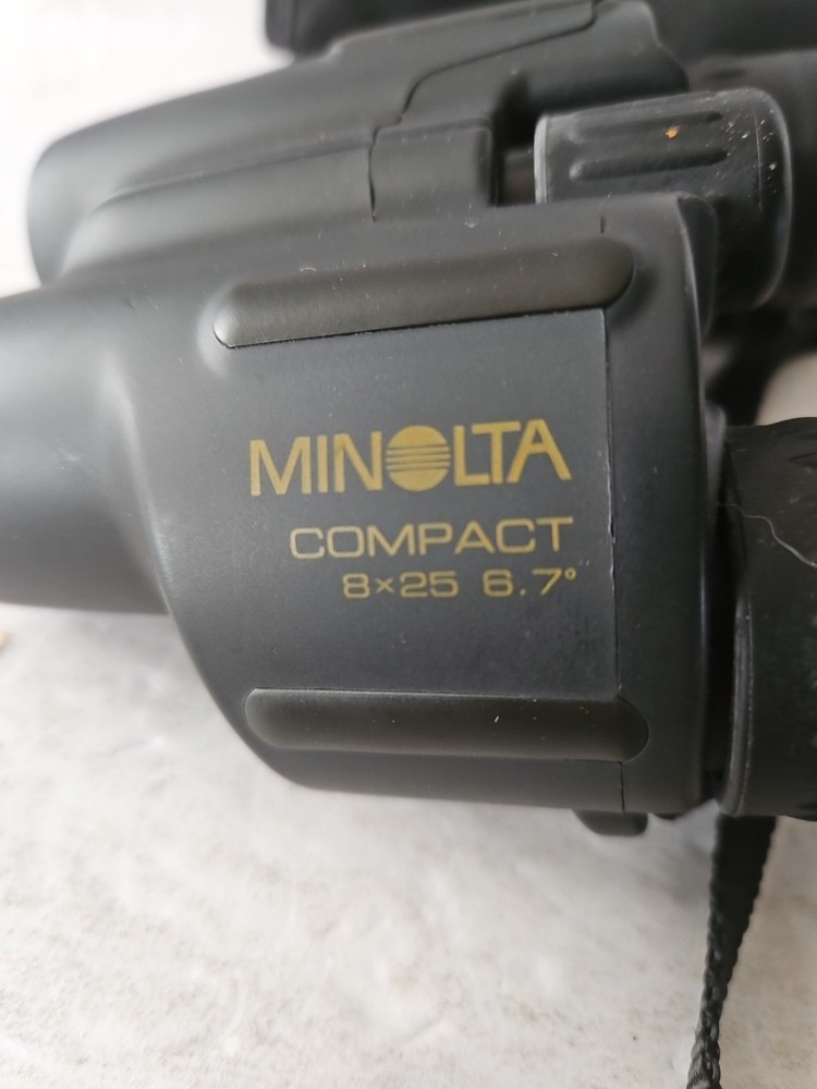 Minolta Compact Binoculars 8x25 6.7'