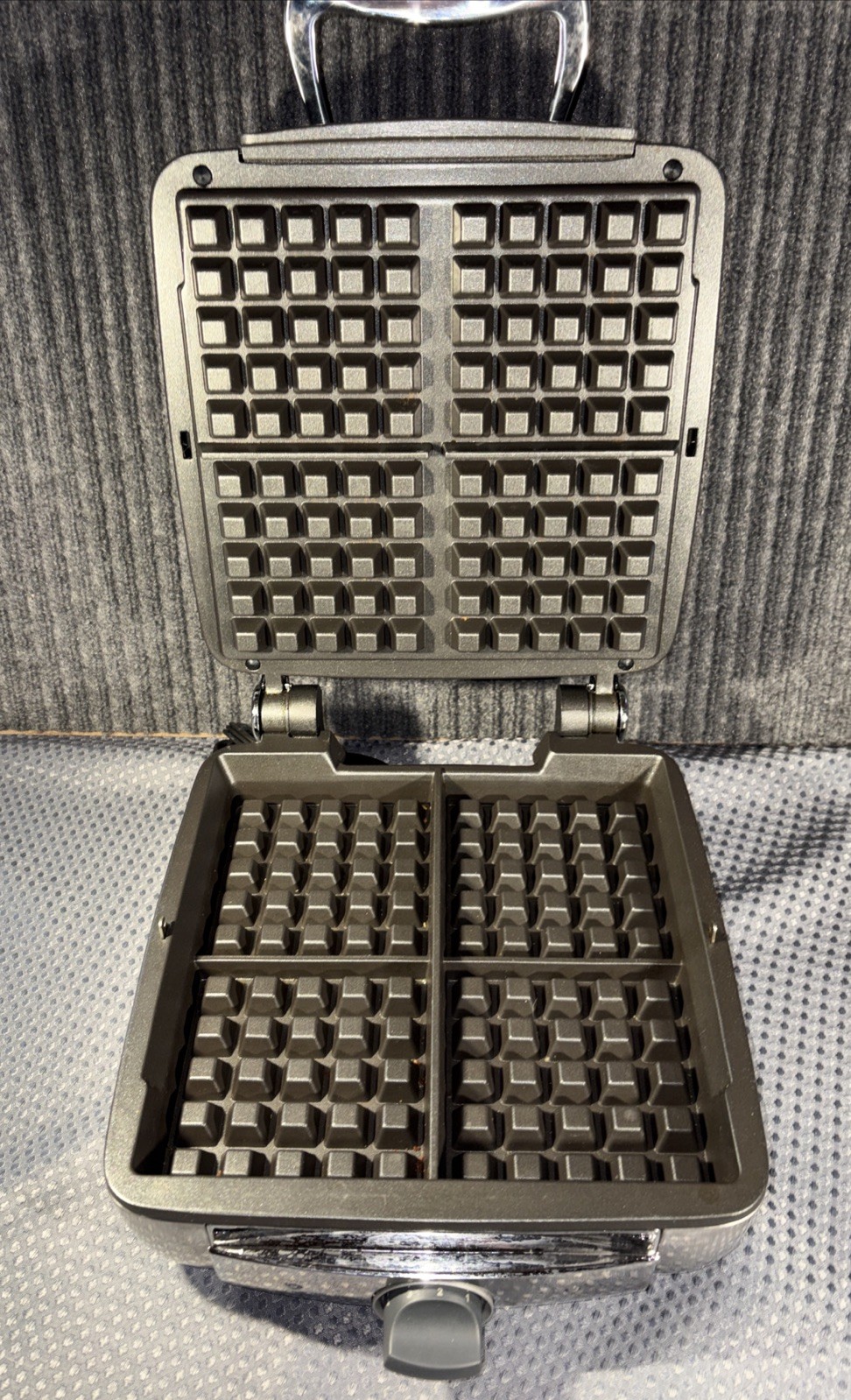 All Clad Waffle 4 Square Belgian Waffle Maker 6066 Stainless Steel E105725 WORKS