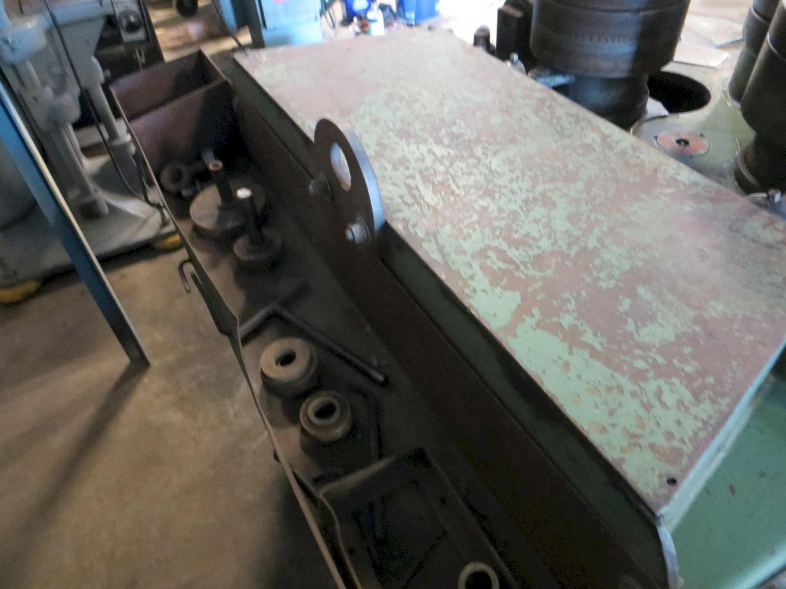 5/16" x 3" x 3" Roundo Hydraulic Angle Bending Roll, Model R3 w/ Pipe Tooling