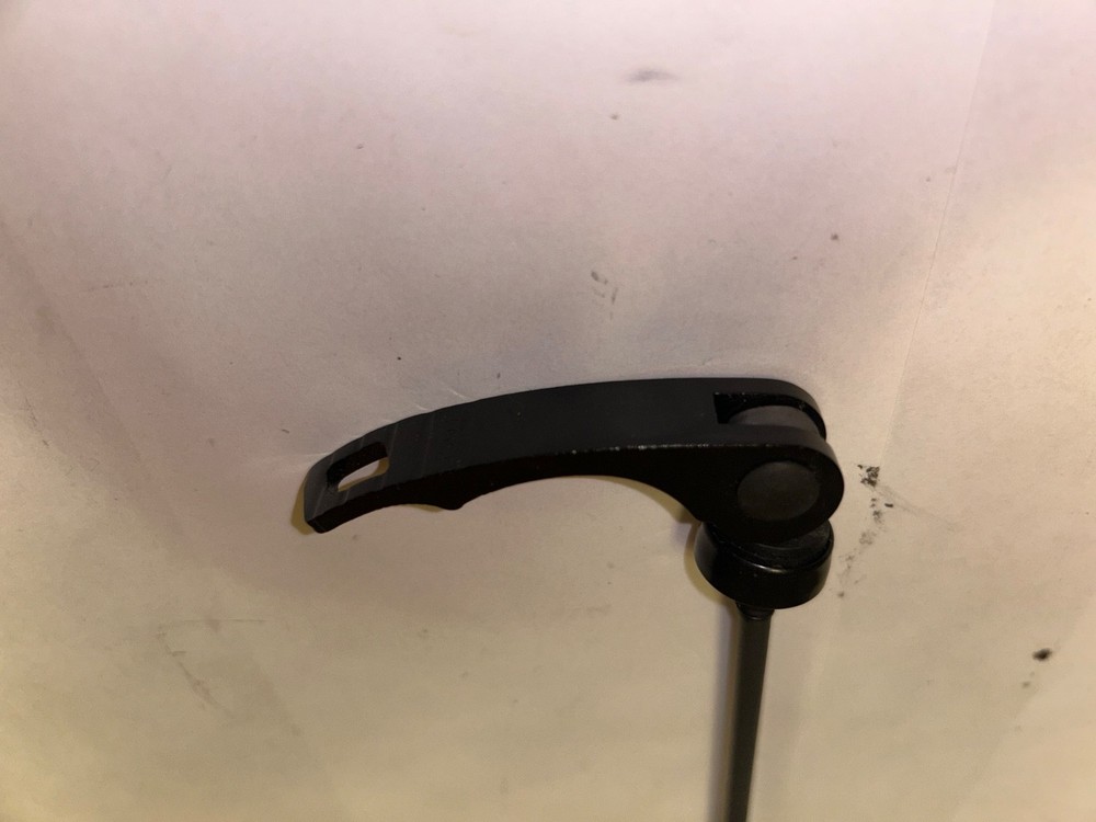 NEW Front Quick Release Skewer Black Universal
