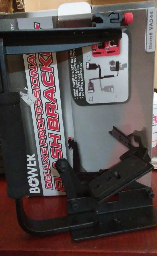 FLASH BRACKET DELUXE PROFESSIONAL