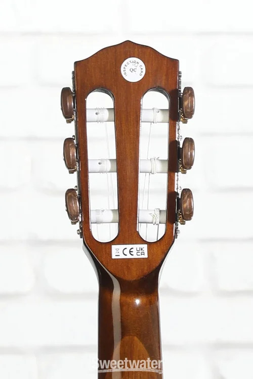 Fender CN-60S - Natural